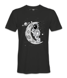 Astronaut On The Moon - T-Shirt